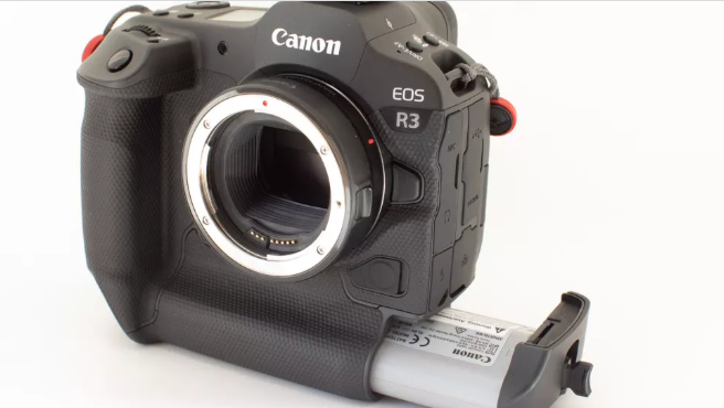 بررسی Canon EOS R3